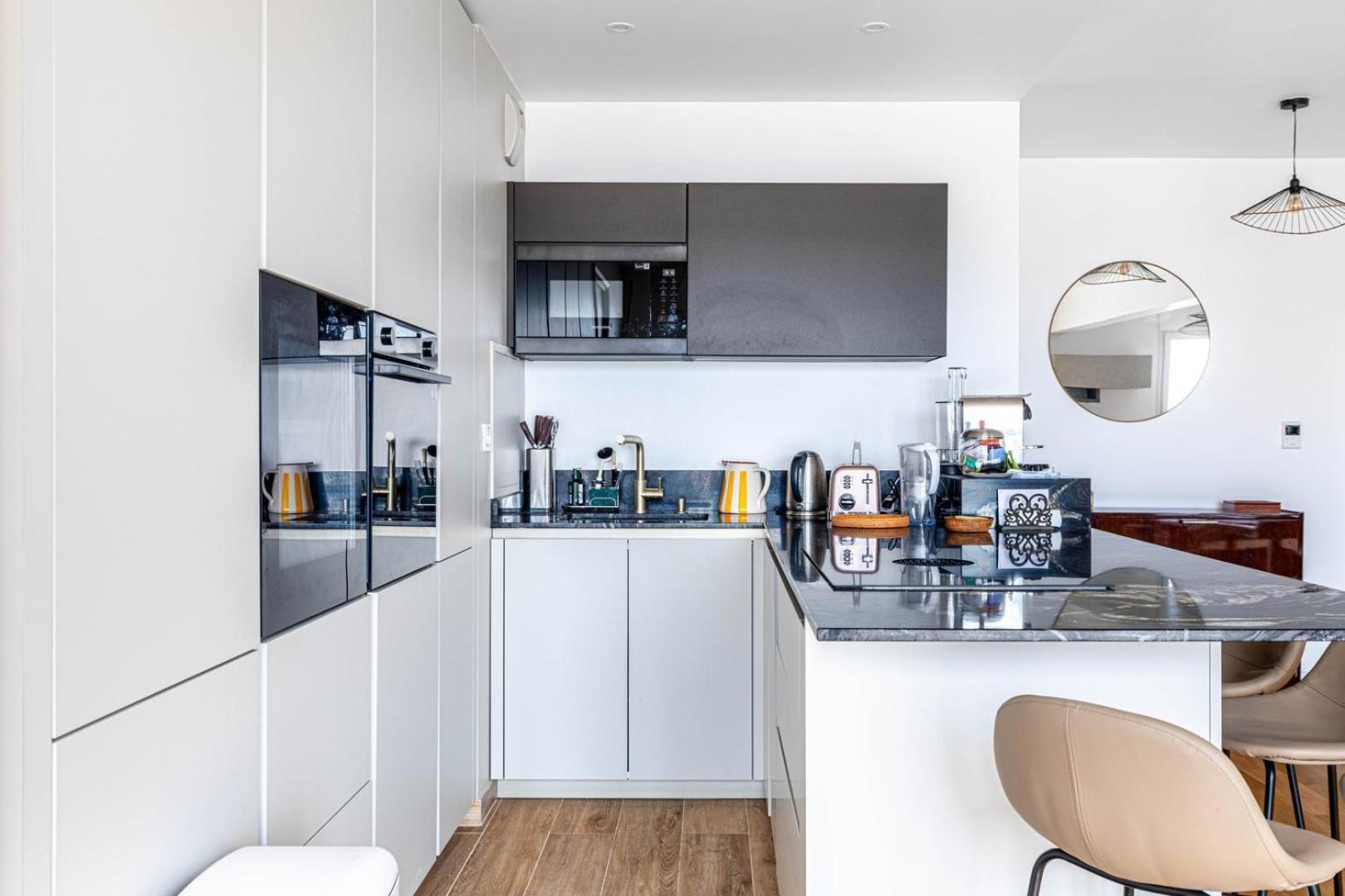 Guestready - Chic Cocoon With A Balcony Suresnes