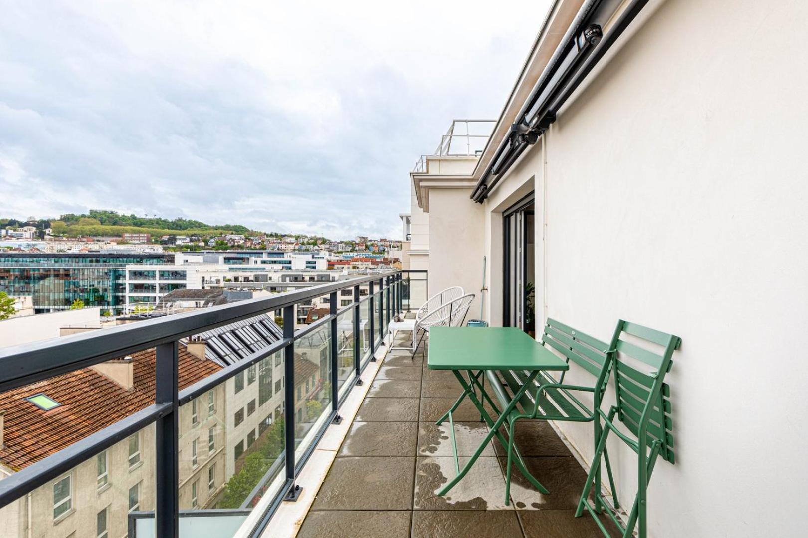 Guestready - Chic Cocoon With A Balcony Apartment Suresnes